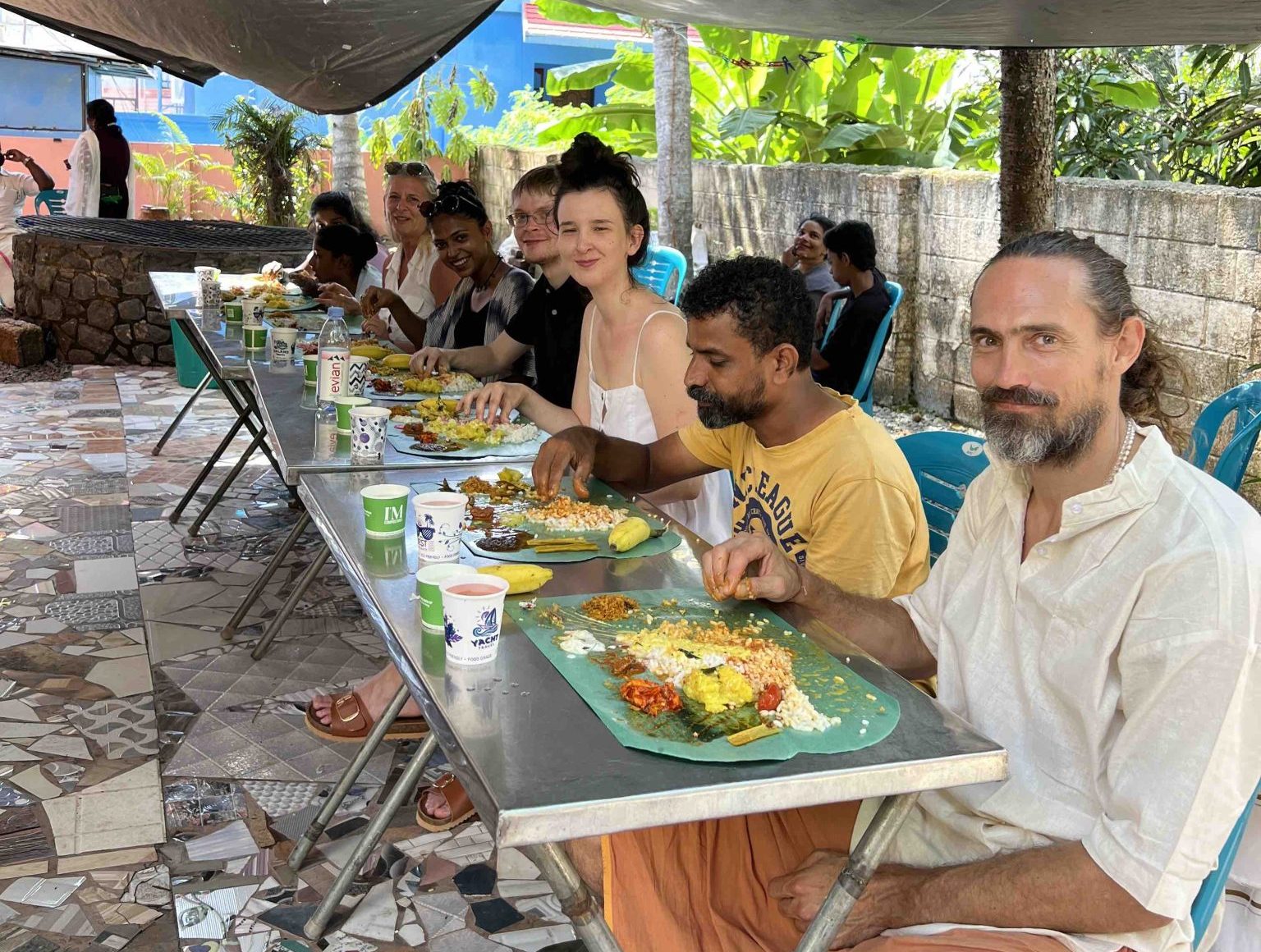 Lunch at a Neighbourhood Function